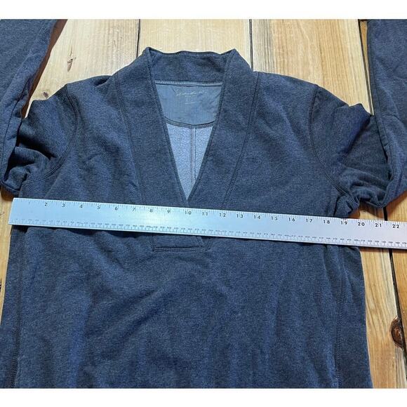 Eddie Bauer women's grey pullover v-neck sweater. Pockets. Fleece lined. Large - Picture 8 of 9